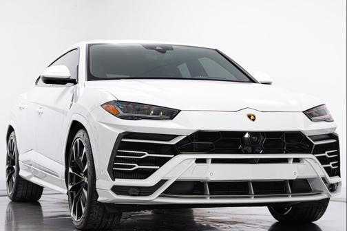 2021 Lamborghini Urus -Q-Citura interior, Ventilated Front Seats with Massage