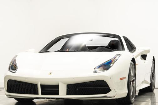 2017 Ferrari 488 Spider Base