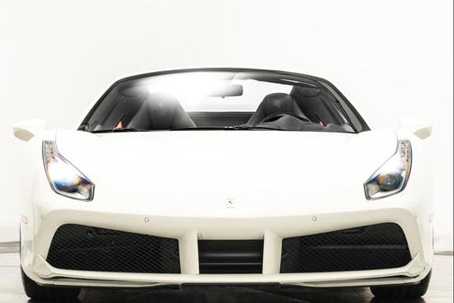 2017 Ferrari 488 Spider Base
