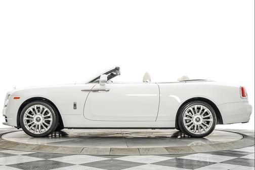 2019 Rolls-Royce Dawn -Heated and Ventilated Seats, Burl Wood Veneers, Contrast Piping