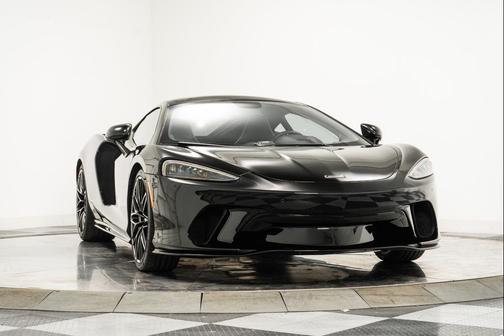 2022 McLaren GT Coupe