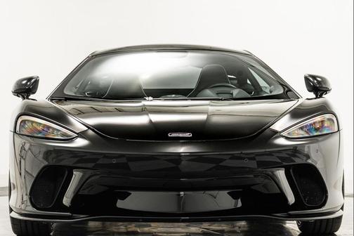2022 McLaren GT Coupe