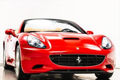 2012 Ferrari California Base