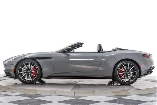 2021 Aston Martin DB11 Volante