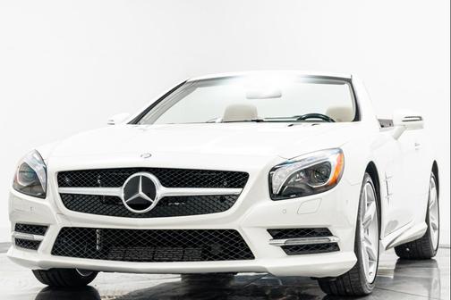 designo Diamond White Metallic 2016 Mercedes-Benz SL 550 -Sport Wheel Package, Low Miles