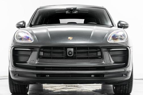 2023 Porsche Macan SUV