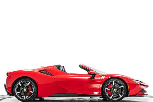 Rosso Corsa 2025 Ferrari SF90 Spider Spider
