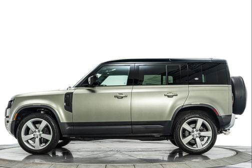 2024 Land Rover Defender 110 V8