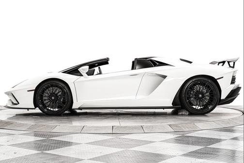 2019 Lamborghini Aventador S LP 740-4 S Roadster