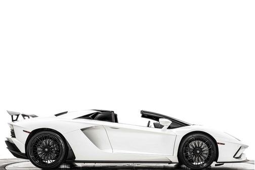 2019 Lamborghini Aventador S LP 740-4 S Roadster