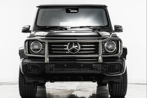 Obsidian Black Metallic 2026 Mercedes-Benz G-Class -AMG Line with Dark Chrome Package, Exclusive Interior Package