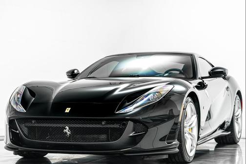 Nero DS 2020 Ferrari 812 Superfast Base
