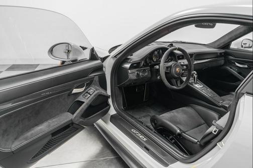 2019 Porsche 911 GT3 RS