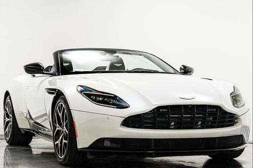 2019 Aston Martin DB11 Volante