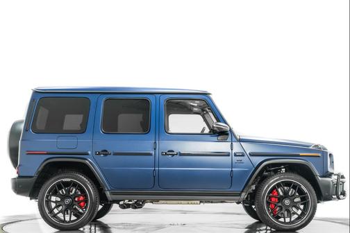 MANUFAKTUR Signature Brilliant Blue Magno 2025 Mercedes-Benz AMG G 63 AMG