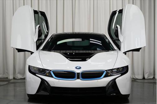 2016 BMW i8 Coupe