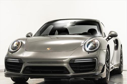 2018 Porsche 911 Turbo S