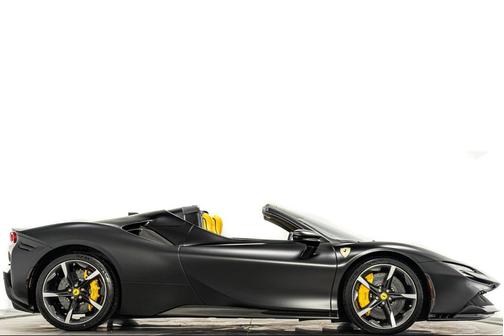 2024 Ferrari SF90 Spider Spider