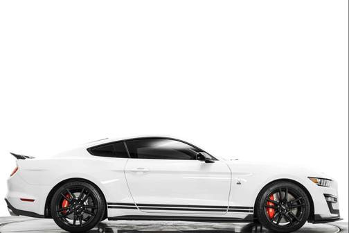 2022 Ford Shelby GT500 Base