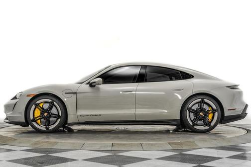 2021 Porsche Taycan Turbo S
