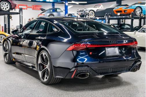 2025 Audi RS 7 4.0T Performance