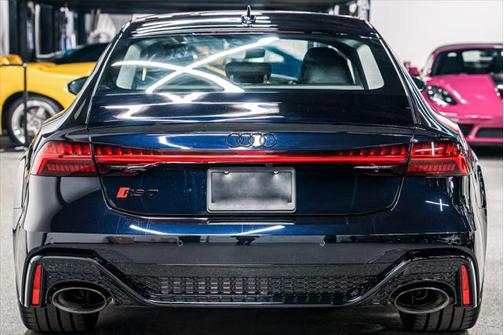 2025 Audi RS 7 4.0T Performance