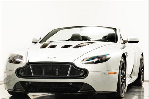 2015 Aston Martin V12 Vantage S Base
