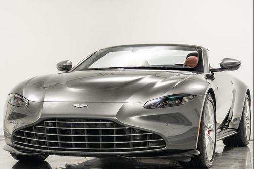 2022 Aston Martin Vantage Roadster