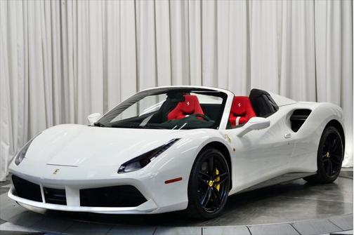 2019 Ferrari 488 Spider Base