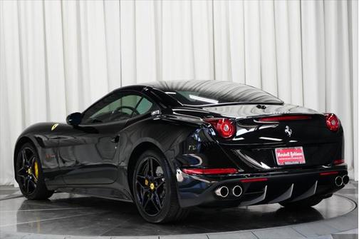 2017 Ferrari California T