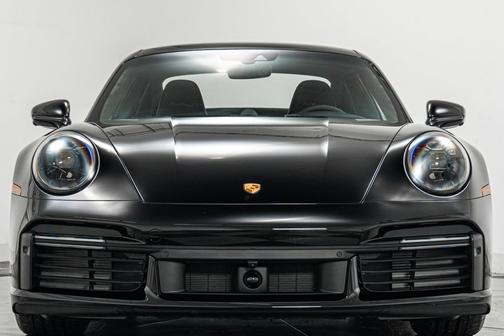 2025 Porsche 911 Turbo