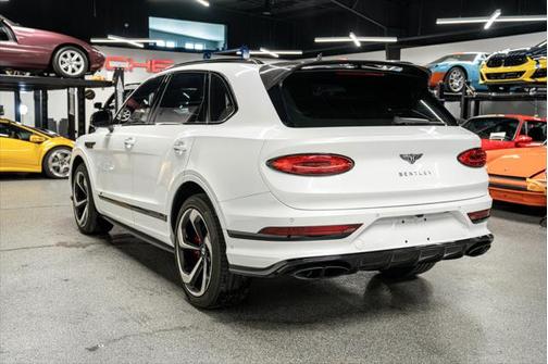 2022 Bentley Bentayga V8