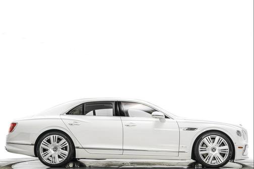 2026 Bentley Flying Spur Azure