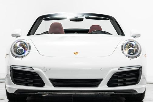2017 Porsche 911 Carrera 4S Cabriolet