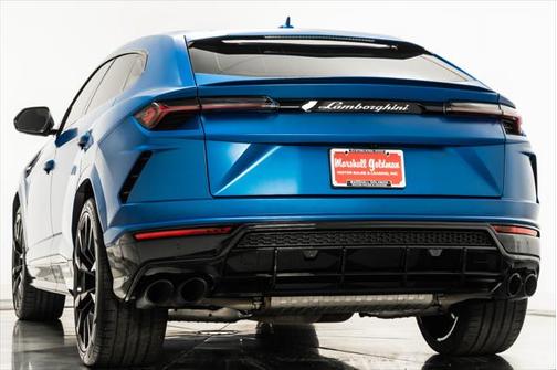 2022 Lamborghini Urus SUV