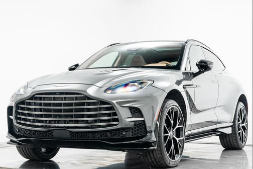 Xenon Grey 2025 Aston Martin DBX 707