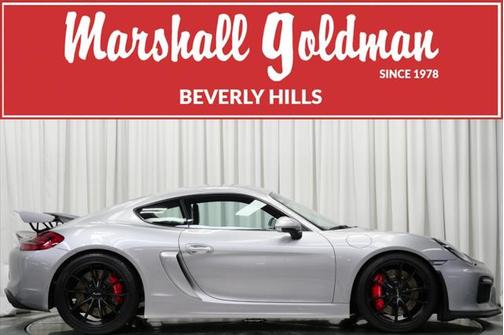 2016 Porsche Cayman GT4