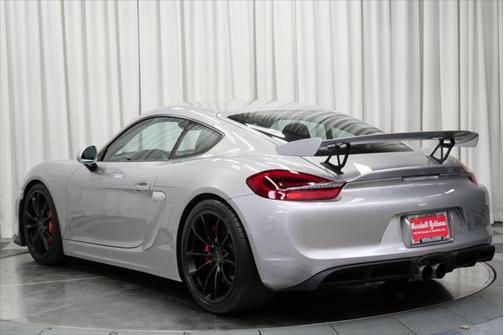 2016 Porsche Cayman GT4