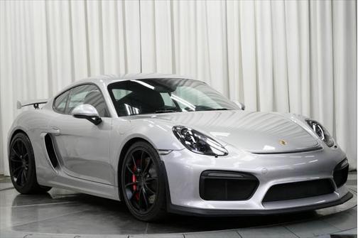 2016 Porsche Cayman GT4