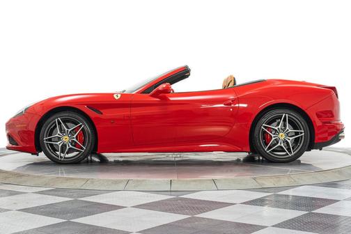 Rosso Corsa 2016 Ferrari California T