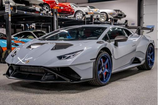 2024 Lamborghini Huracan STO Coupe