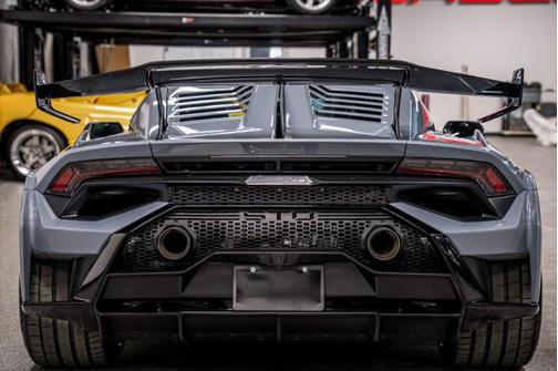 2024 Lamborghini Huracan STO Coupe