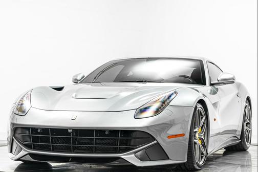 Girgio Titanio 2016 Ferrari F12berlinetta Base