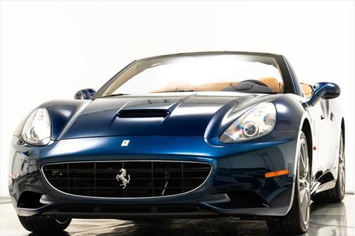 2012 Ferrari California Base