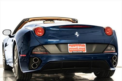 2012 Ferrari California Base