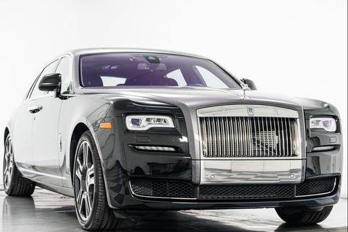 Black Diamond/Anthracite 2017 Rolls-Royce Ghost