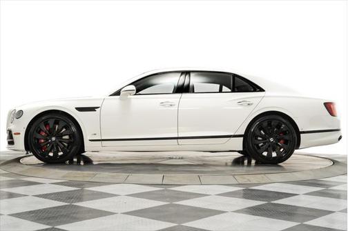2022 Bentley Flying Spur V8
