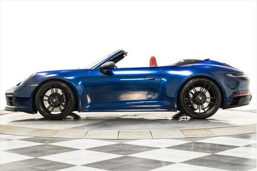 2024 Porsche 911 Carrera GTS