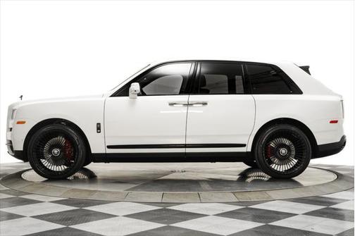 2023 Rolls-Royce Cullinan Black Badge