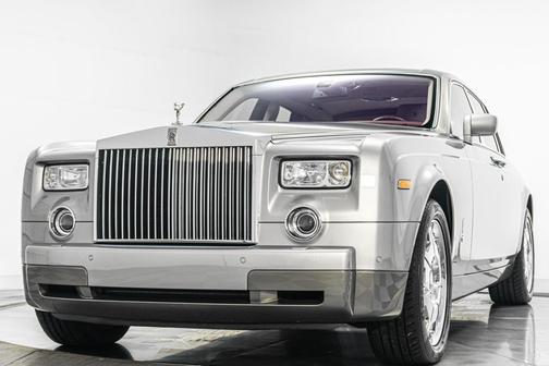 Platinum/Titanium 2007 Rolls-Royce Phantom VI